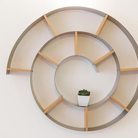 Nettuno Apartment - Private Garden In Bologna Center Экстерьер фото