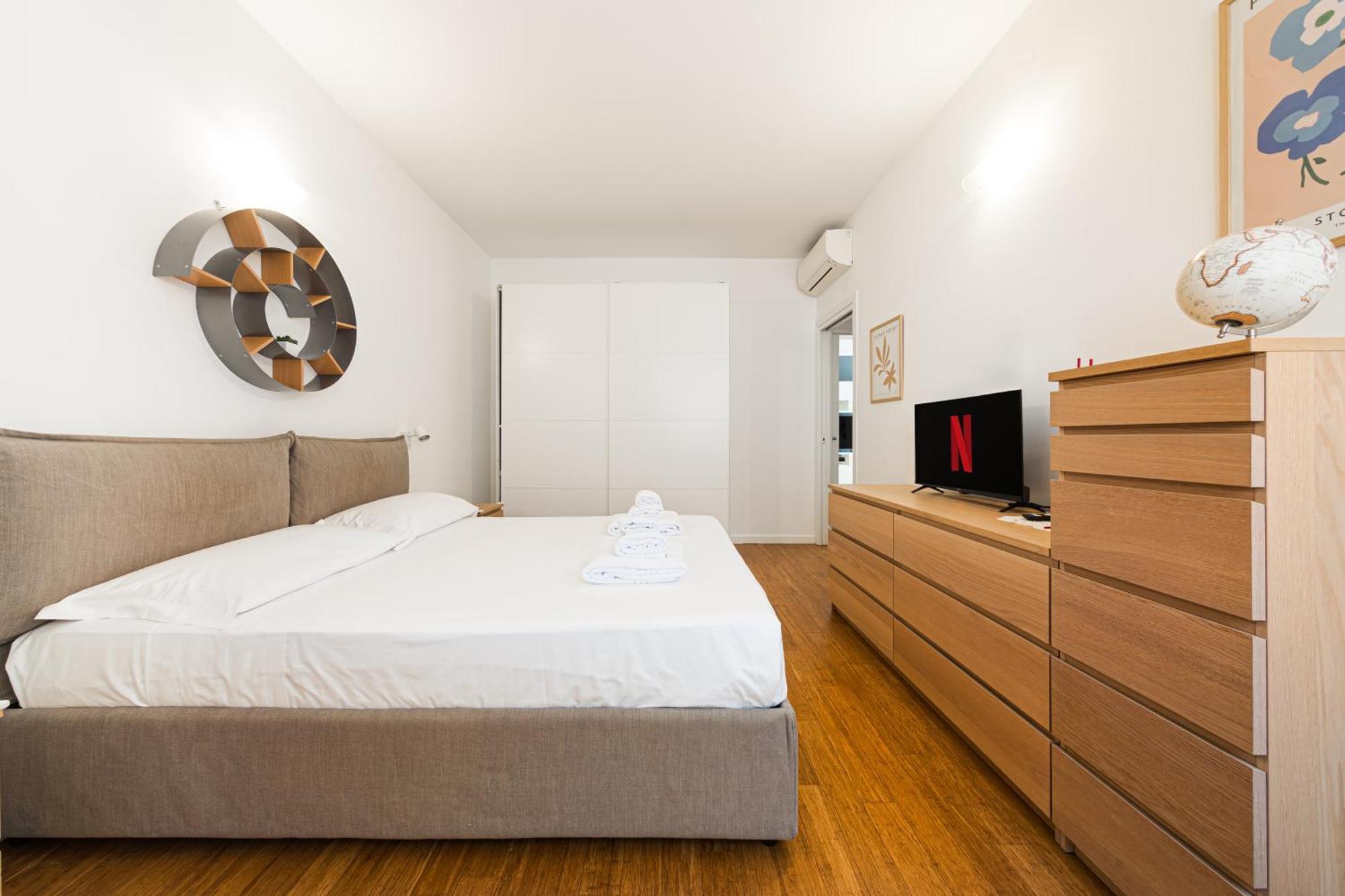 Nettuno Apartment - Private Garden In Bologna Center Экстерьер фото
