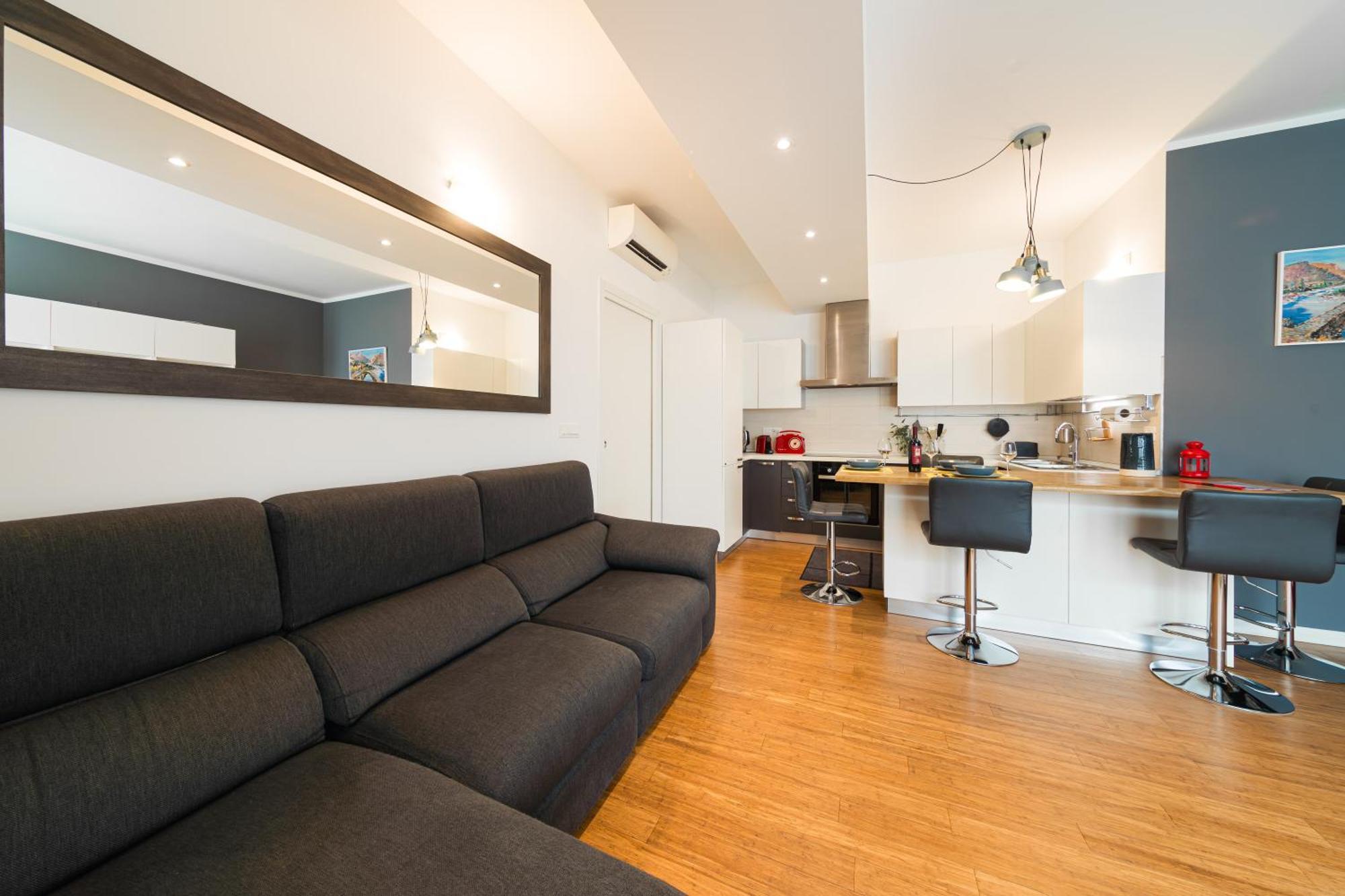 Nettuno Apartment - Private Garden In Bologna Center Экстерьер фото