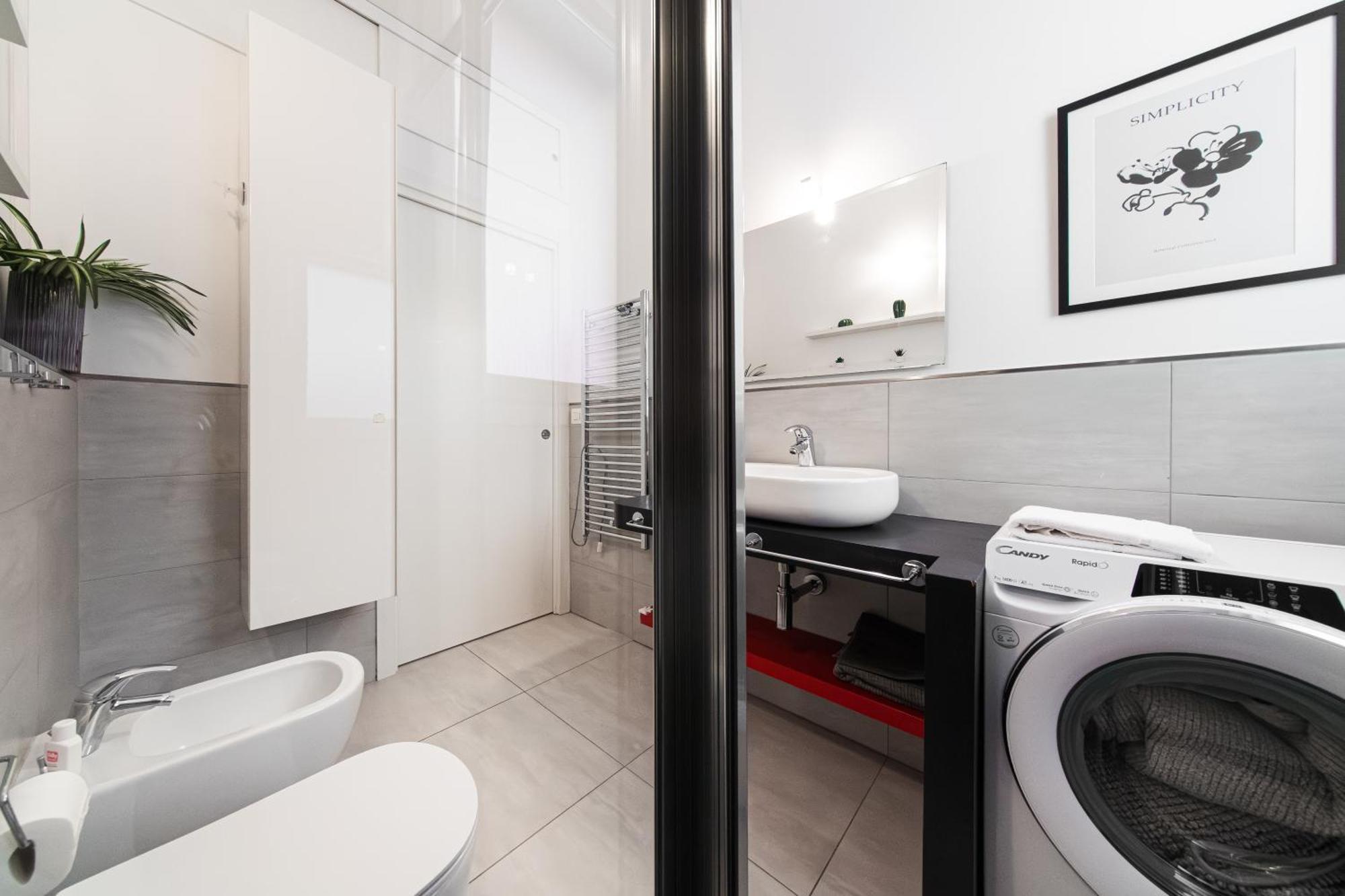Nettuno Apartment - Private Garden In Bologna Center Экстерьер фото